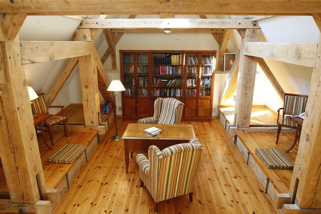 ニジツァ Lesniczowka Nibork Bed & Breakfast エクステリア 写真